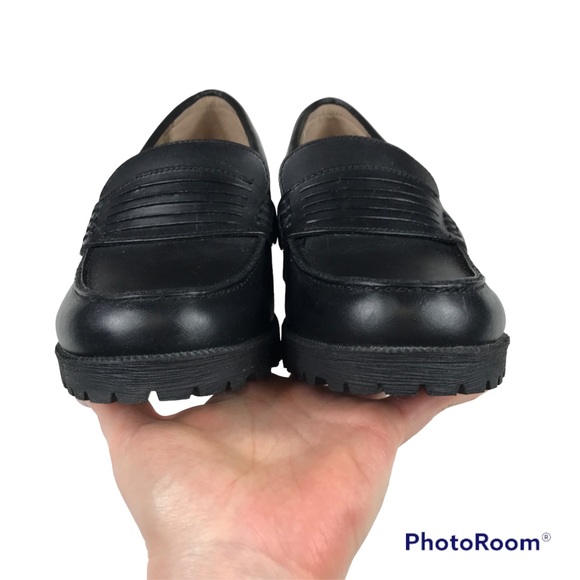 Eastland Newbury Black Leather Heeled Loafer - Picture 8 of 13